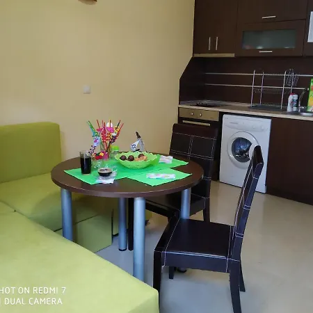 гардън бийч - недялкови Apartmán *