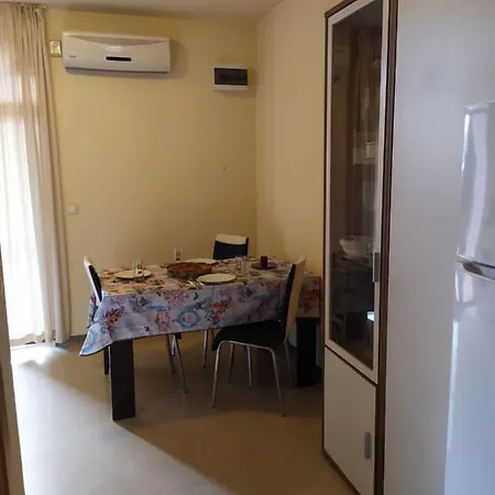 гардън бийч - недялкови *