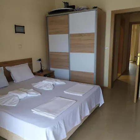 гардън бийч - недялкови